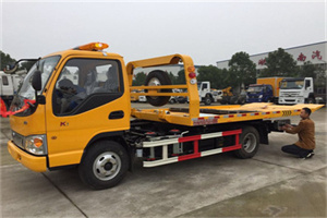 双柏哪里有拖车服务