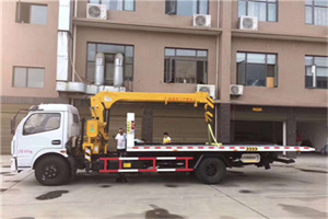 双柏附近汽车轮胎更换